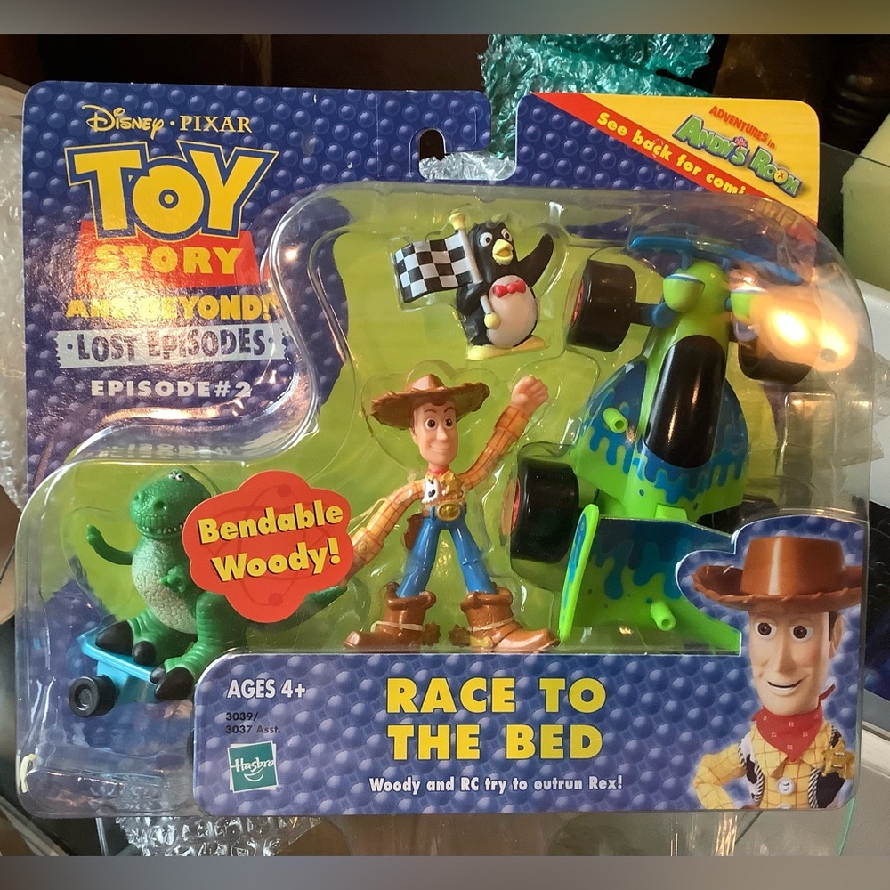 Toy Story Collectible Playset Lost Episodes # 2 Race To Bed New!
Disney PIXAR